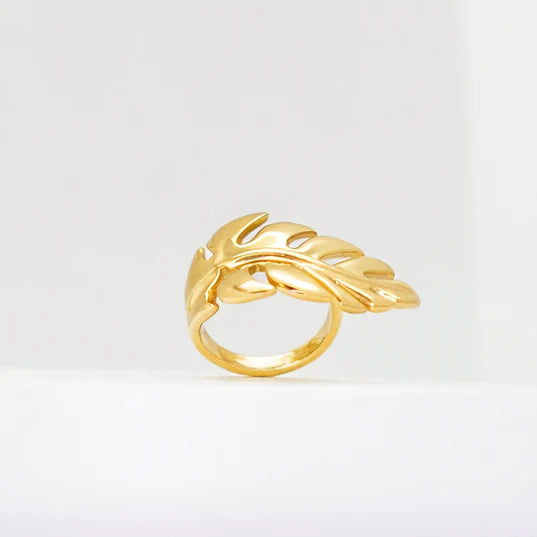 Leaf Over Ring