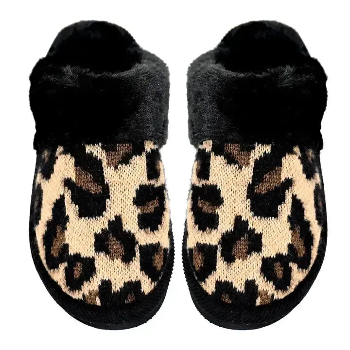 Knitted Leopard Slipper